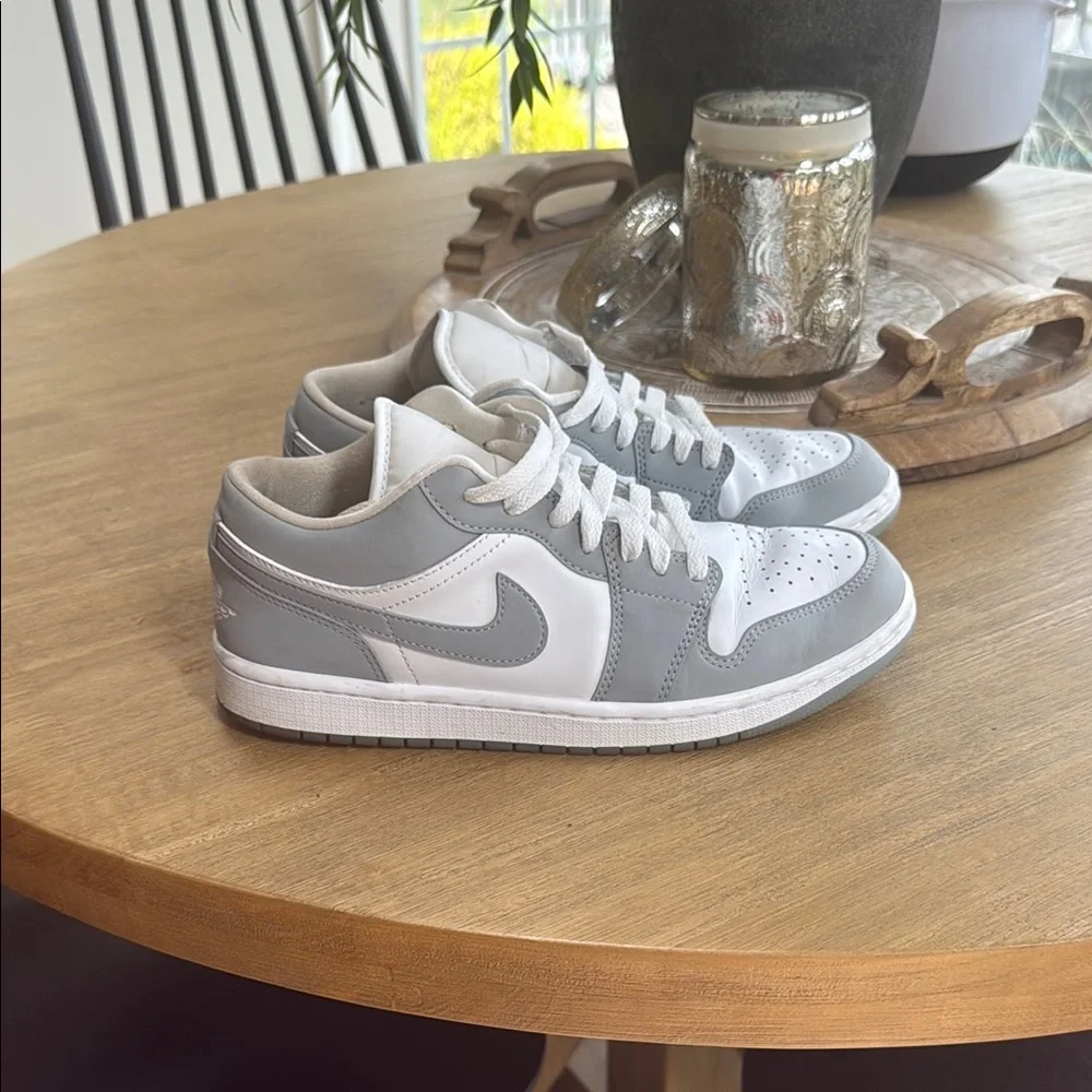 Women’s Air 1 Jordan Low Gray and White Sneakers - Picture 3 of 6